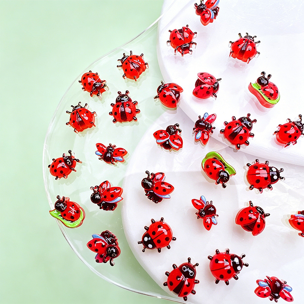 50 Pezzi Decorazioni per Unghi - Art Craft Ladybug recensione e prezzo