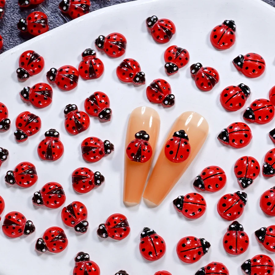 50 Pezzi Decorazioni per Unghi - Art Craft Ladybug recensione e prezzo