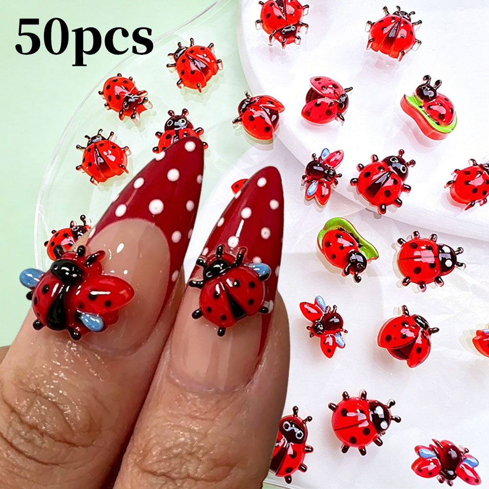 50 Pezzi Mini Ciondoli 3D in R - Art Craft Ladybug recensione e prezzo